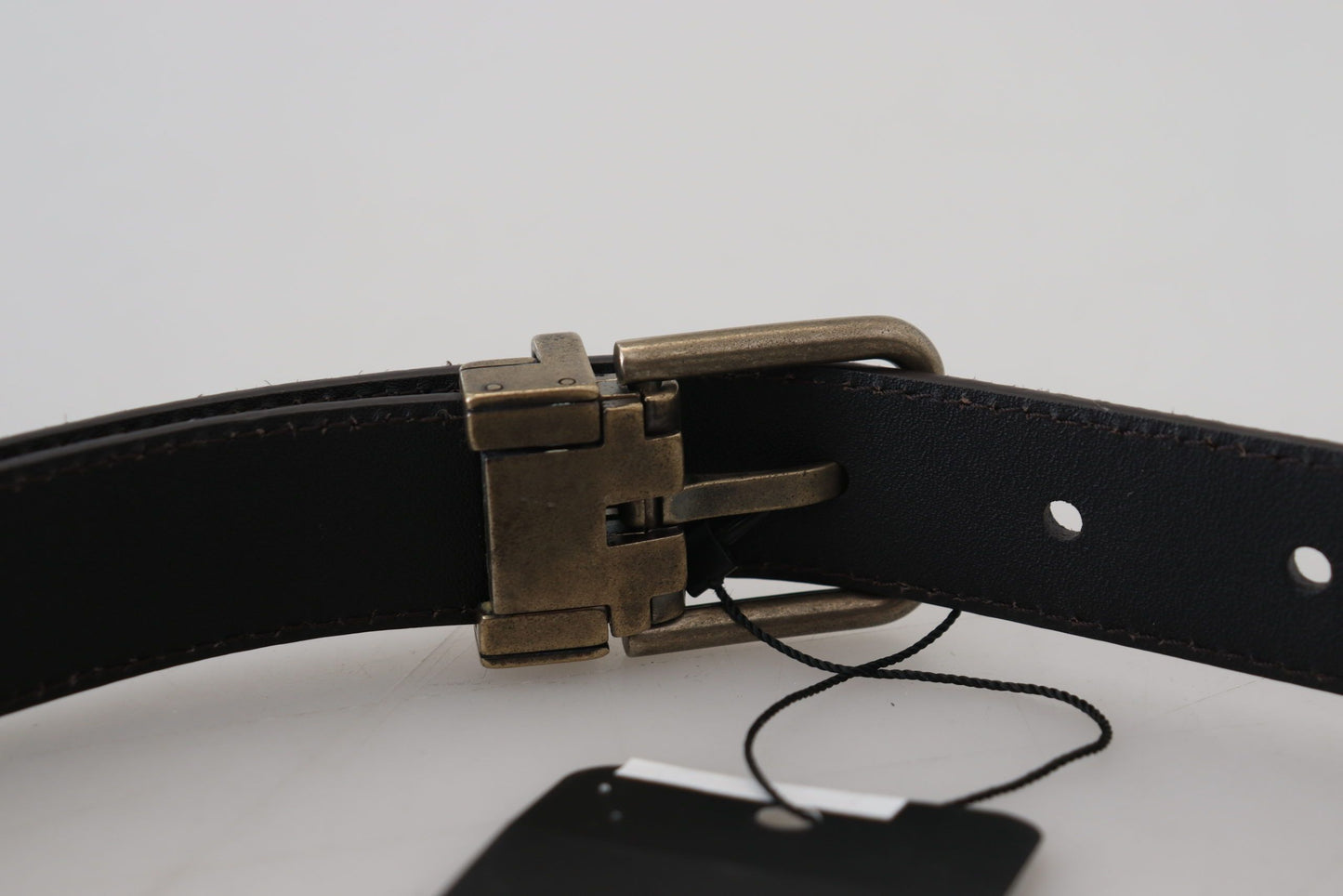 Dolce & Gabbana Elegant Italian Leather Belt with Metal Buckle