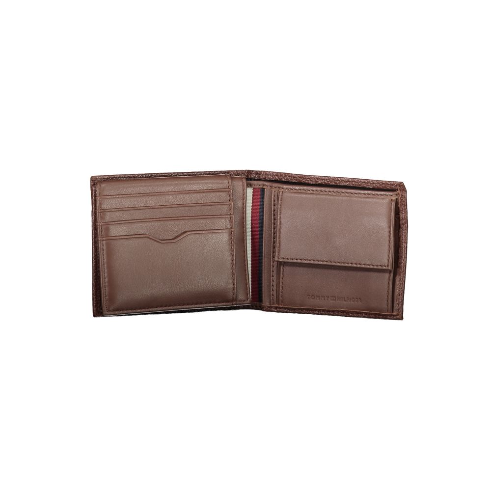 Tommy Hilfiger Elegant Brown Leather Bifold Wallet